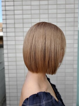 マリッシュ(MARISHU.N) 束感ストレートボブ