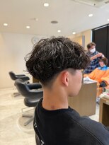 ヘアメイクアバンセ(HAIR MAKE AVANCE) 刈り上げマッシュ×波巻きパーマ