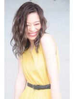 サーティーン(THIRTEEN) ★アイロンで作るゆる波ウェーブミディ★