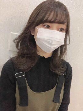 テオ(Theo) Theo // 巻き髪風パーマ/ミディアム