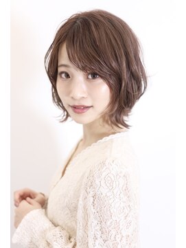 ロア(lore) 【20代/30代/40代/50代に人気】ゆるパーマくびれレイヤーボブ