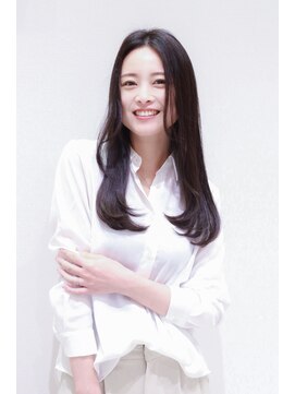 ヘアリゾートハピネス 陽光町 柔らかワンカール♪縮毛矯正ストレートロング