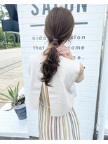 ニド(2do)&nbsp;ローポニーカジュアルアレンジ