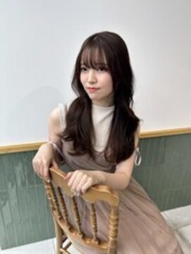 オットット(OttottO) カット　顔まわりレイヤー　ブリーチなしWカラー