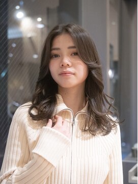 ビュートリアム 梅田(BEAUTRIUM) 大人ミディ/ミディアム/鎖骨ロブ/くびれヘア/レイヤー