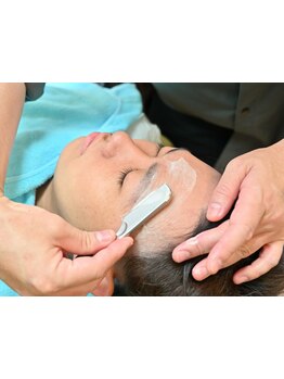 自分では上手くいかないお手入れもプロにお任せ◎第一印象を決める眉やひげを整えて清潔感・好感度UP！