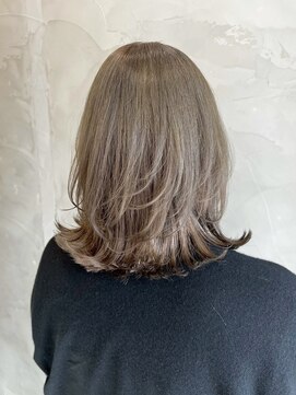 クロトバイキング(Qlotho by KING) 【Qlotho ＳＨＯＧＯ】レイヤーボブ　ミルクティーベージュ