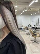 プライズ 所沢プロぺ通り店(prize)&nbsp;インナーホワイトハイブリーチレイヤーカット所沢