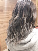 レガロ(REGARO) ホワイトグラデーション