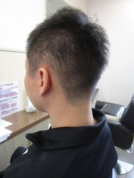 コアフィールフィス(COIFFURE fils) 【見附・今町】ビジネス ボウズスタイル