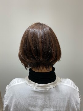 ユキオ オブ ヘアー(YUKIO of Hair) 30代40代50代★小顔見せ♪前下がりナチュラルボブ