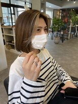 ナンバー(number+)&nbsp;20代30代40代大人フレーミングカラー耳掛け切りっぱなし大人ボブ