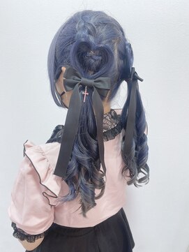 アミカ(Amica) あみこみハートリボンツインテール/10代20代ライブヘアセット