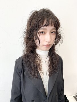 ココ 原宿(KOKO) ウェーブパーマ前髪ありイメチェンレイヤーカットこなれミディ