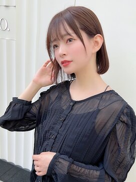 アイユー(ii+U) ボブ　小顔カット　ワンカール　ナチュラル　ストレートヘア