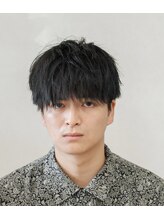 ＜ソフトツイスト＞[豊川/メンズ/メンズパーマ/ツイストスパイラルパーマ/波巻きスパイラルパーマ/眉毛/]