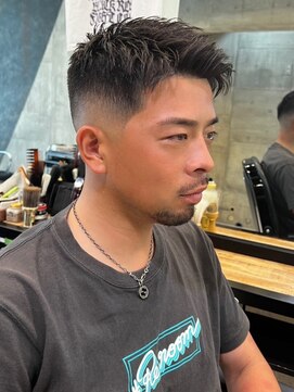 ビンゴ(BINGO) 1973渋谷メンズカット黒髪スキンフェードバーバーフェードカット