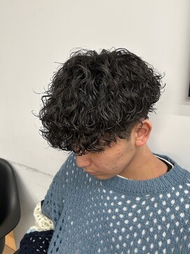 ラヴィズムバイフィフス(LUVISM by fifth) 波巻きツイストスパイラル波打ちパーマフェザーパーマ/新潟