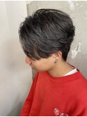 ショートフェザーウルフ
