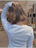 外ハネボブ レイヤーボブ ハイライトカラー 顔まわりカット 青山