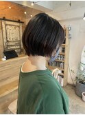 ベージュカラーまとまるショート