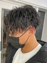 センターパート波巻きパーマスパイラルパーマツイストスパイラル
