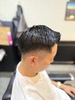 プラウド(PROUD)&nbsp;サイドパート スキンフェード　七三分け