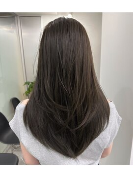 イーラ(era) オリーブグレージュ