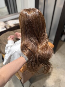 エニー 栄(Any) 韓国レイヤー×ブラウンベージュ