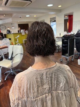 ヘアースペースブルーム プリュス 石橋店(HAIR SPACE BLOOM plus) 石橋阪大前/ケアパーマ/白髪ぼかしハイライト/ママさんヘア