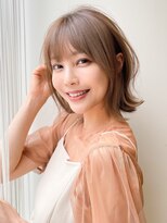 アグノス 青山(Agnos)&nbsp;くせ毛風カール斜めバング大人可愛い外ハネボブ小顔カット
