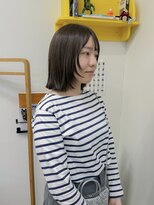 髪と自然&nbsp;ミディアム×フェイスレイヤー