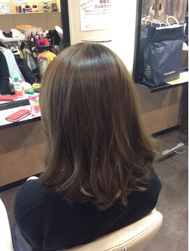 ヘアーズケアープレスト(Hair's Care Presto) ナチュラル切りっぱなしボブ