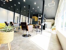 アグ ヘアー スミス 函館亀田店(Agu hair smith)