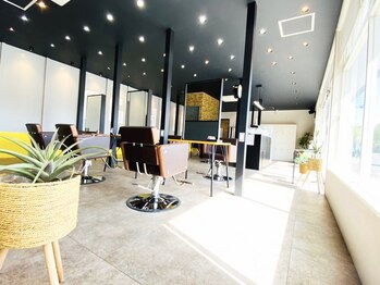 Agu hair smith 函館亀田店【アグ ヘアー スミス】