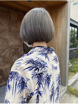 ヌーク(NUUK) ★NUUK★  グレージュ　＋　ミニボブ