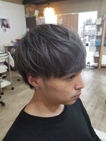 ビー(be)&nbsp;暗髪アッシュのマッシュヘア