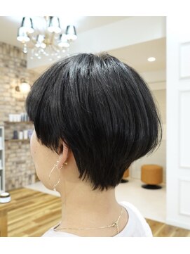 シエル エマージュ 松戸(CIEL Emerge) 【クセ毛ショート×ダークグレー】