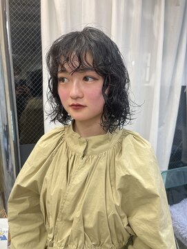 ペイププロドアイコン 博多(Peyp prod ICON) 黒髪ボブ　スパイラルパーマ