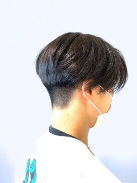 アッシュ 町田駅前通り店(Ash) 【Ash町田駅前通り店　内野光葉】前下がり×センターパート