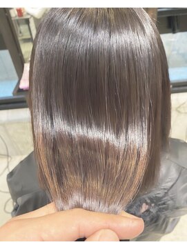 エヴァー(ever) ☆大好評☆『絹髪ストレート』[渋谷/渋谷駅/髪質改善/学割U24]