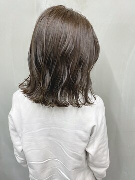 フレーム なんば店(FRAME) アッシュベージュ×鎖骨ボブ