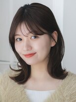 ガーデンヨコハマエスト(GARDEN YOKOHAMA est)&nbsp;ミディアム　レイヤーカット　オリーブベージュ　ウェットヘア