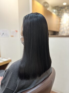 フリージア(freesia) ツヤ髪/艶髪/髪質改善トリートメント/30代40代50代