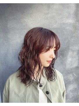 フリー(FREEY) ミディアムパーマ コテ巻き風