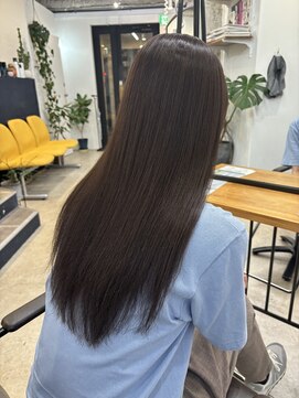 イースエモーション(ease et motion) 【天神.大名.今泉】落ち着きあるラベンダーブラウン