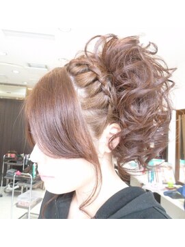 ヘアセットサロンエッジ(Edge) 卒業式モリモリセット