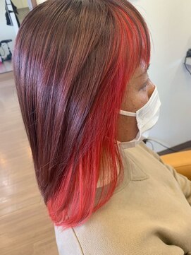 ウィズ 駅前店(With) レッド系カラー