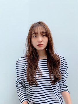 ラグゼ(Luxe) 大人可愛いロングウェーブ【表参道/ミネコラ/トリートメント】