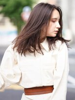 ナンバー デセオ 吉祥寺(N° deseo)&nbsp;濡れ髪　切りっぱなし　オリーブカラー　セミウェットウェーブ